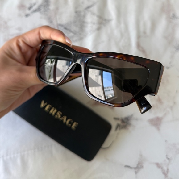Versace - Tortoise Sunglasses main image 12